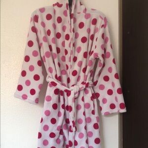 Ulta Beauty Pink and White Plush Robe bata de baño para niñas blanco botones